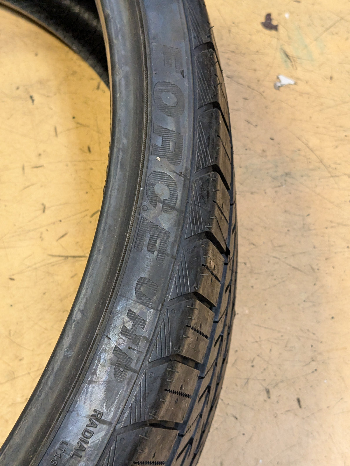 ATLAS FORCE UHP P 295 25 28 103V XL ALL SEASON TIRE 221017257