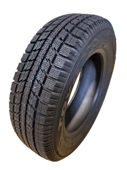 NOS TOYO OBSERVE GSI-5 BSW P 175 70 14 84T WINTER TIRE 131010