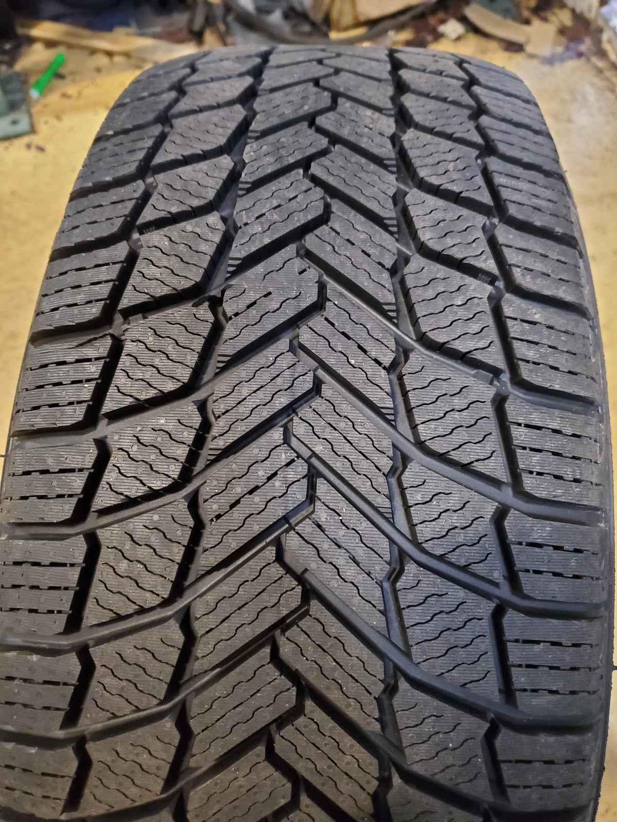 MICHELIN X-ICE SNOW BSW P 235 45 17 97H XL WINTER TIRE 69944