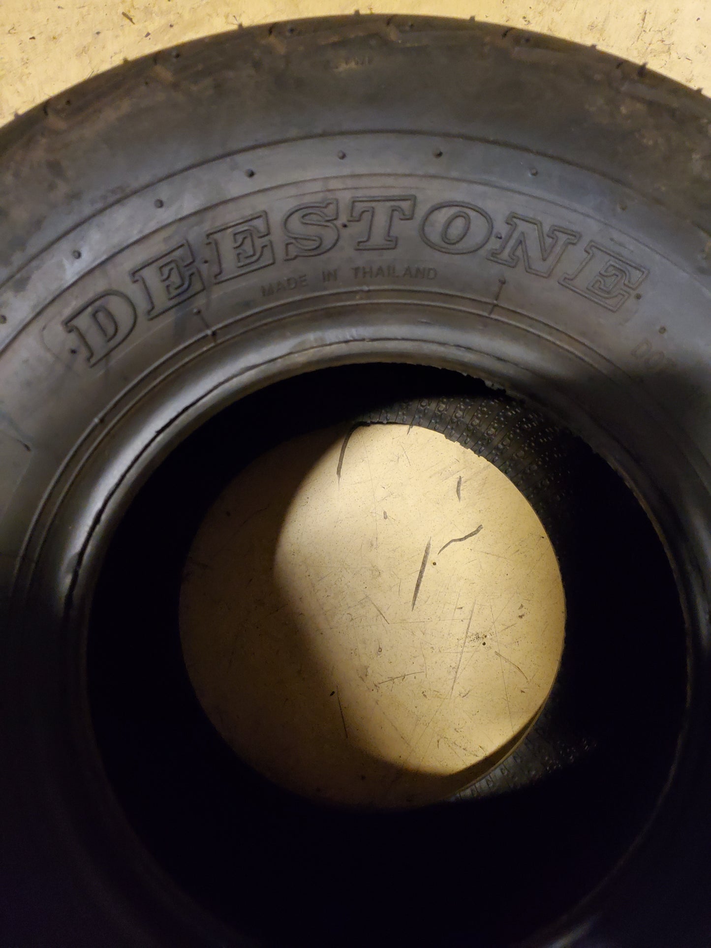 DEESTONE D268 BSW  18.5 8.5 8 78J 6PLY TRAILER TIRE DS7106