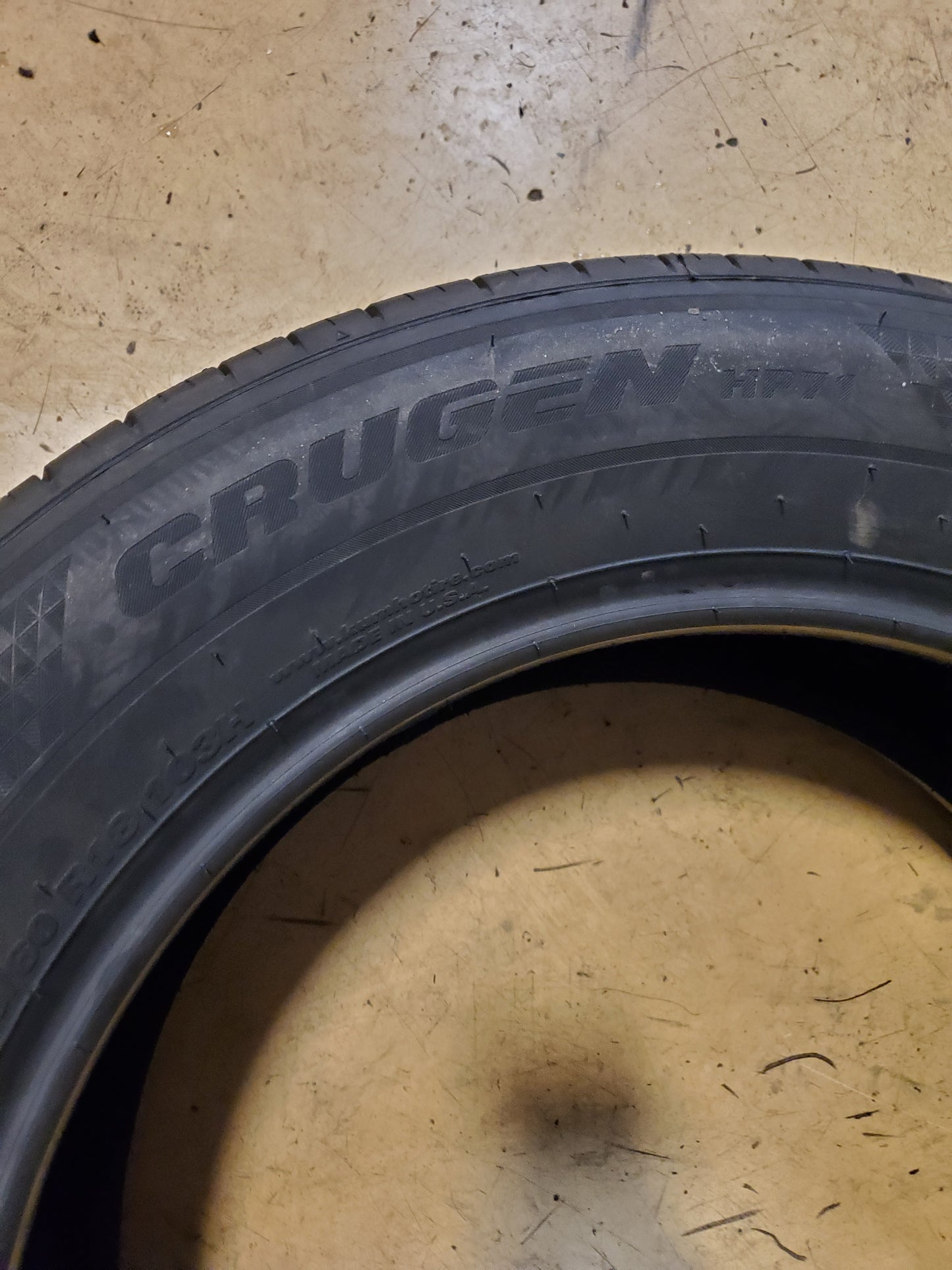 KUMHO CRUGEN HP71 BSW P 235 60 18 103H ALL SEASON TIRE 2282972
