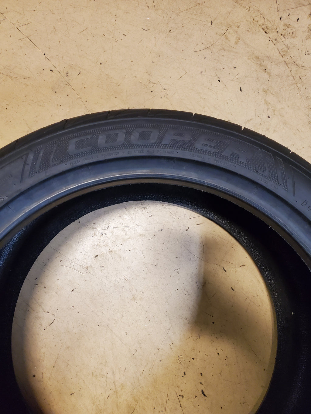 2 COOPER COBRA INSTINCT BSW P 275 40 20 106Y UHP TIRE 160130025