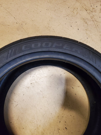 2 COOPER COBRA INSTINCT BSW P 275 40 20 106Y UHP TIRE 160130025