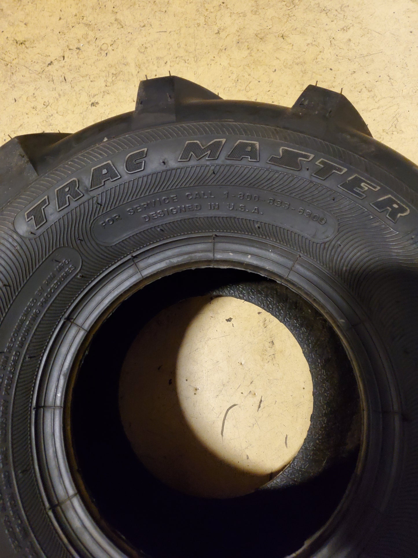 OTR TRAC MASTER BSW  20 10 8 4PLY LAWN TIRE T13042010008