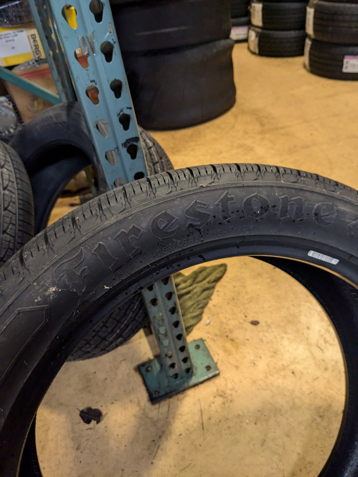 FIRESTONE DESTINATION LE3 BSW P 285 45 22 110H SL ALL SEASON TIRE 005413