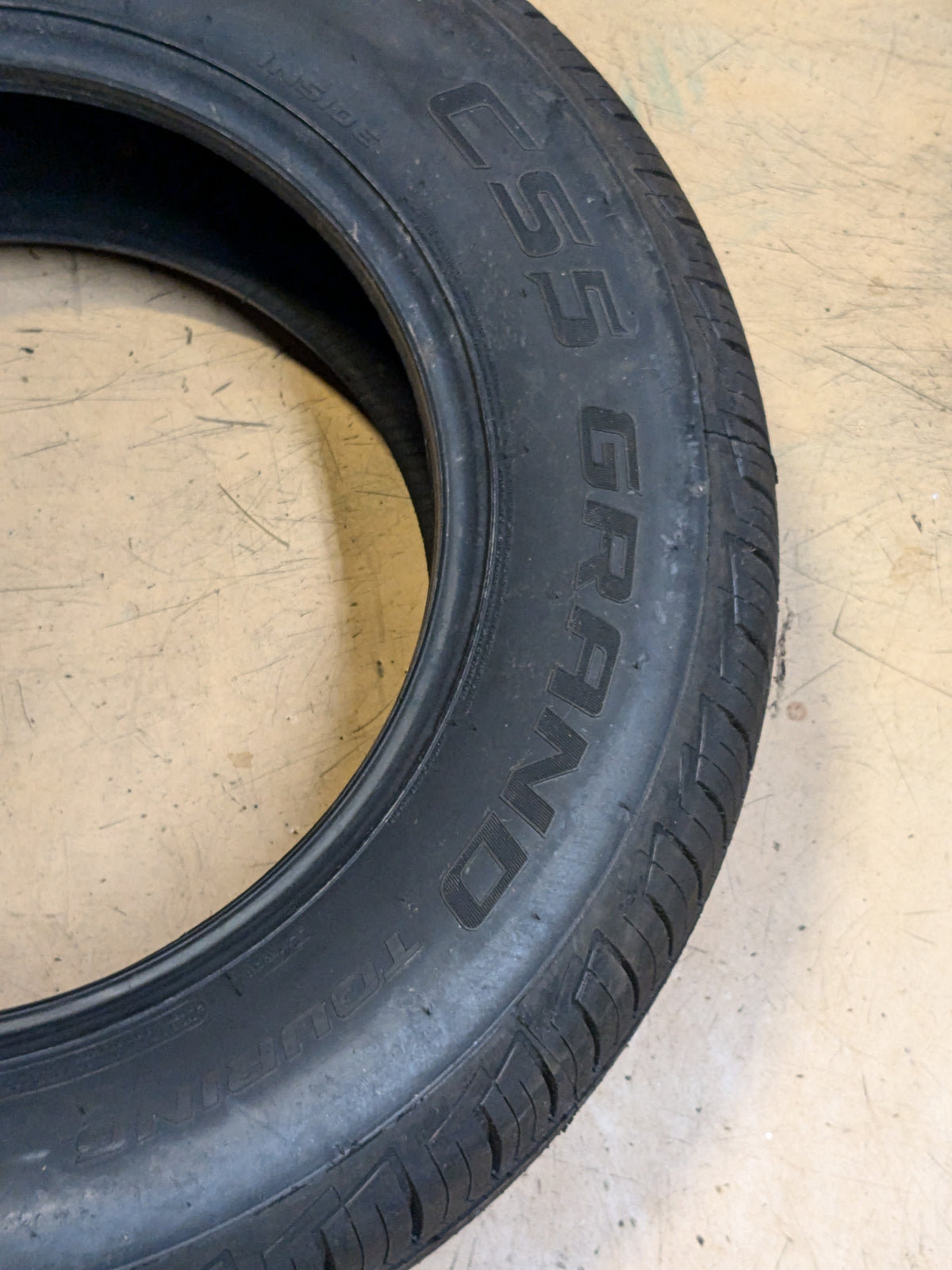 NEW COOPER CS5 GRAND TOURING P 235 65 17 104T SL ALL SEASON TIRE  90000020172