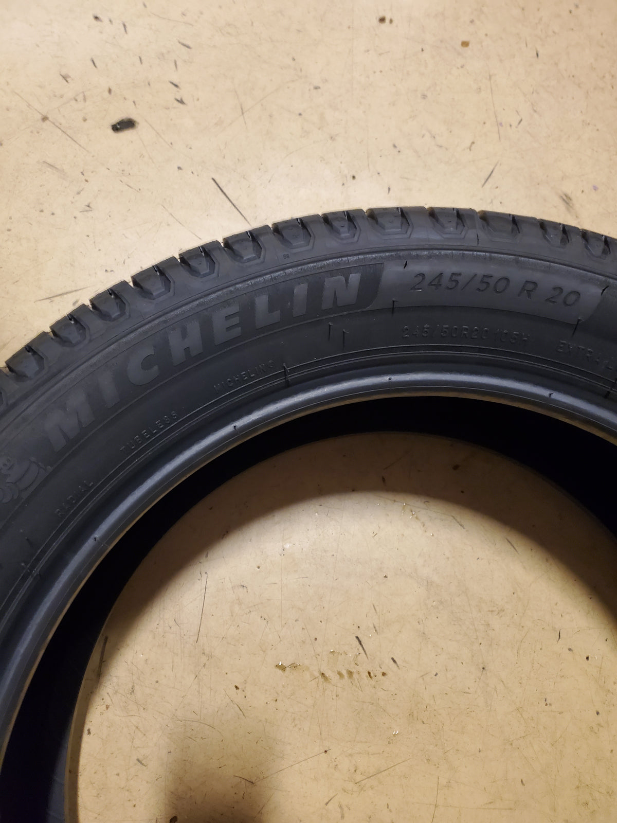 4 MICHELIN DEFENDER2 BSW P 245 50 20 105H XL ALL SEASON TIRE 63916