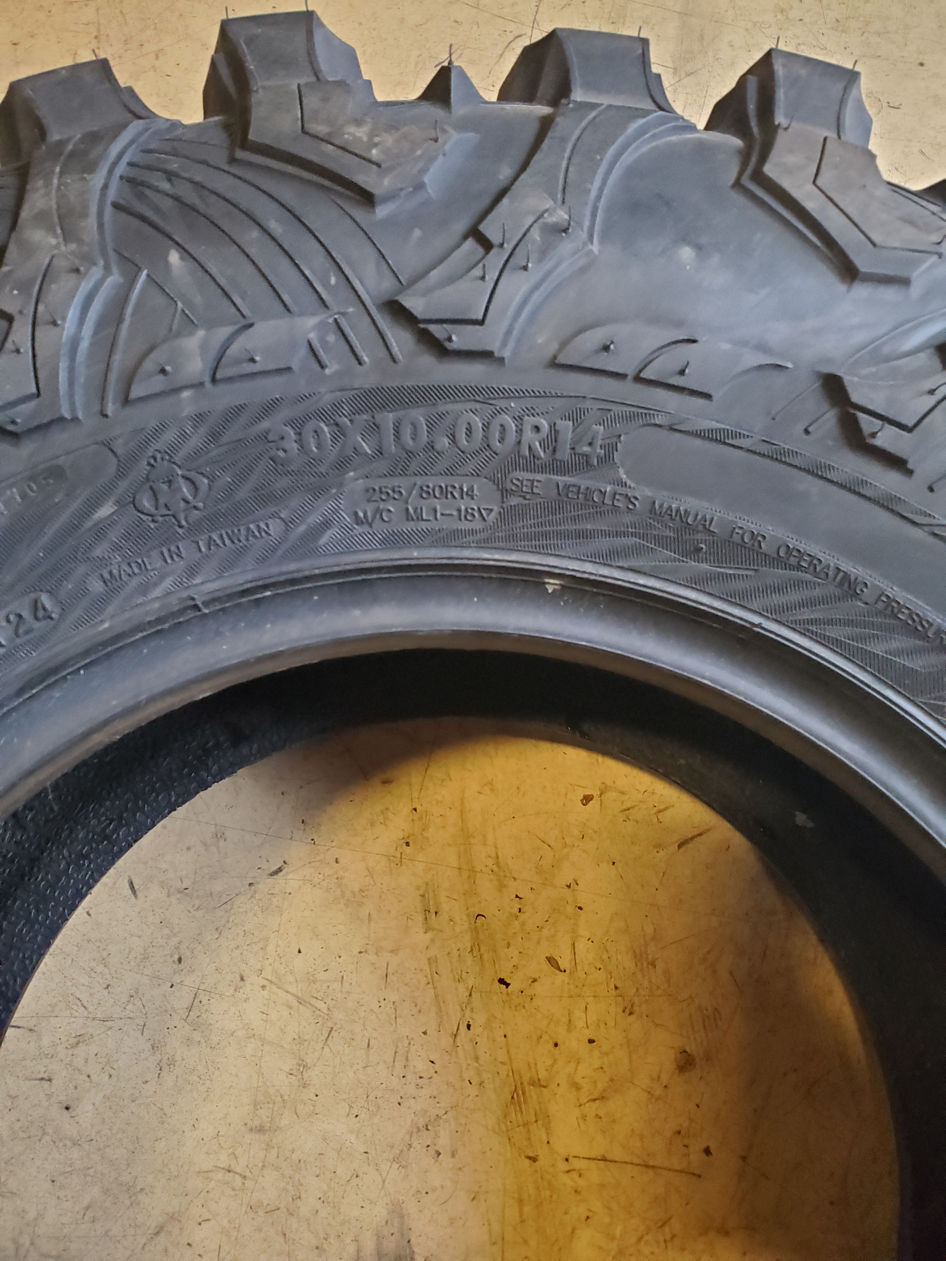 MAXXIS ML1 CARNIVORE BSW 30 10 14 8PLY ATV/UTV TIRES TM00105200