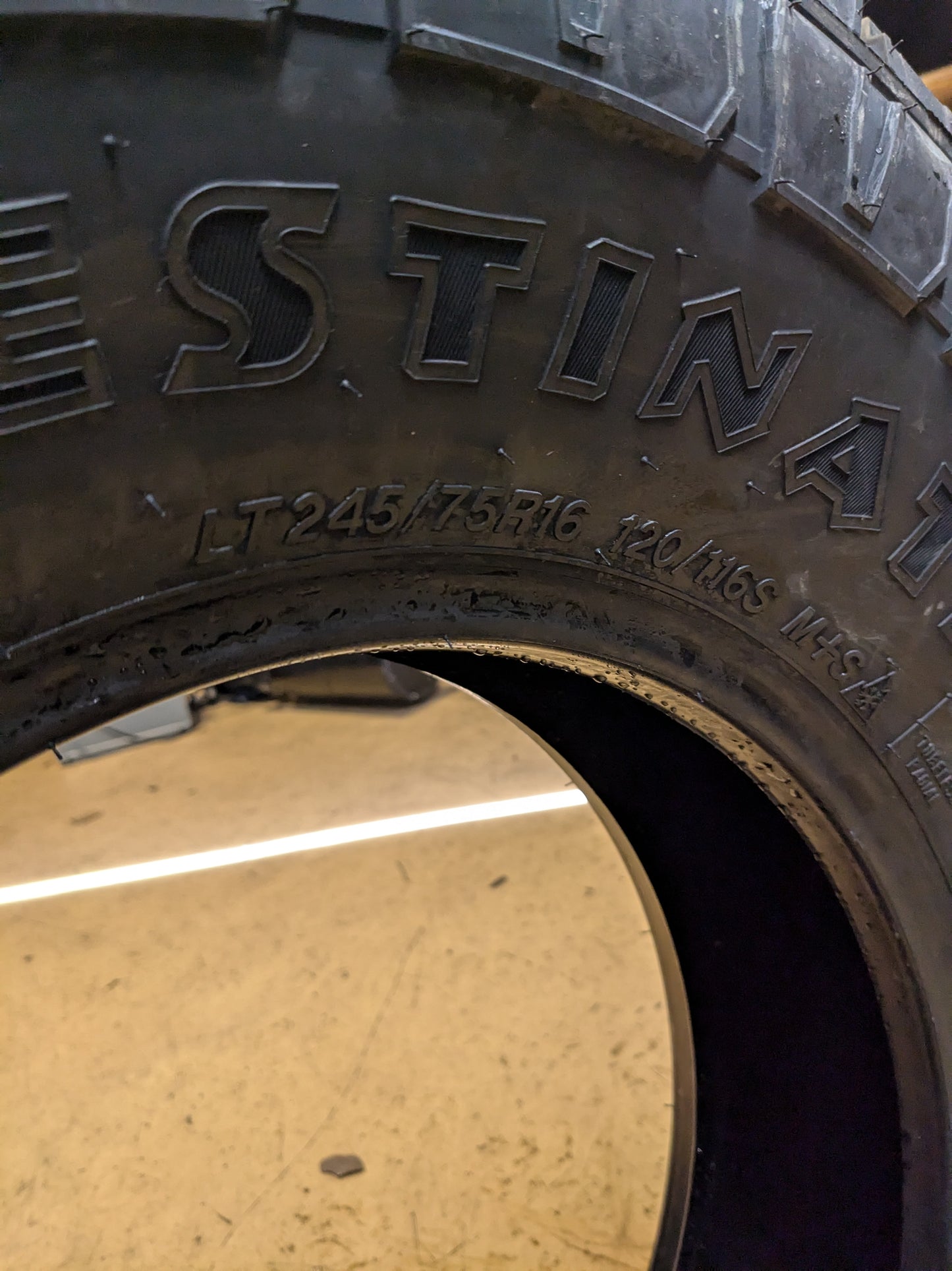FIRESTONE DESTINATION X/T BSW LT 245 75 16 120/116S LRE 10 PLY RUGGED TERRAIN TIRE 004374