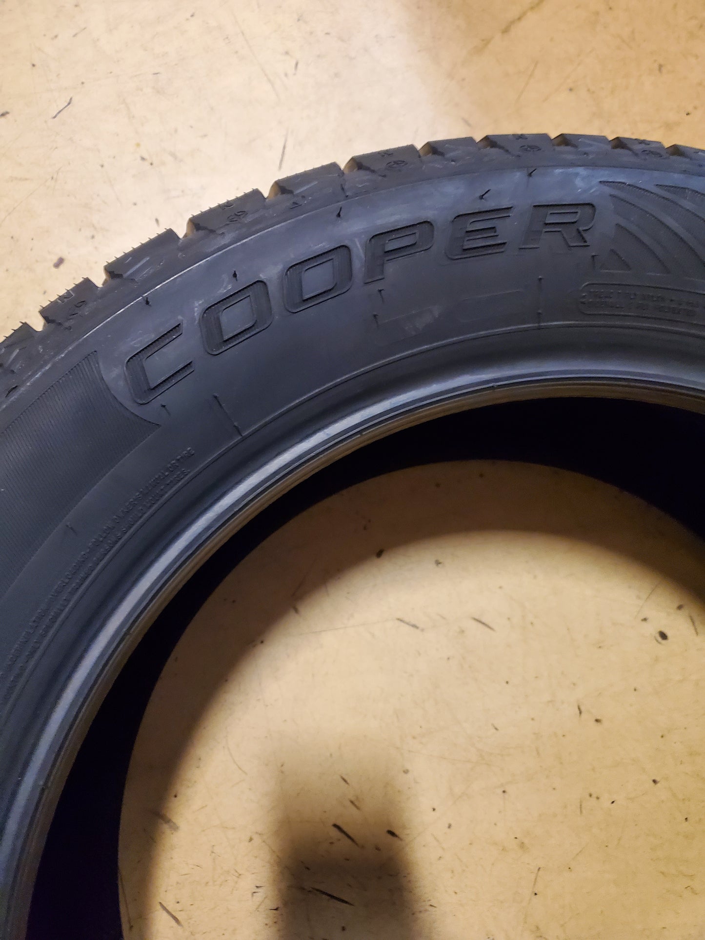 COOPER DISCOVERER TRUE NORTH BSW P 235 55 18 100H WINTER TIRE 166192004