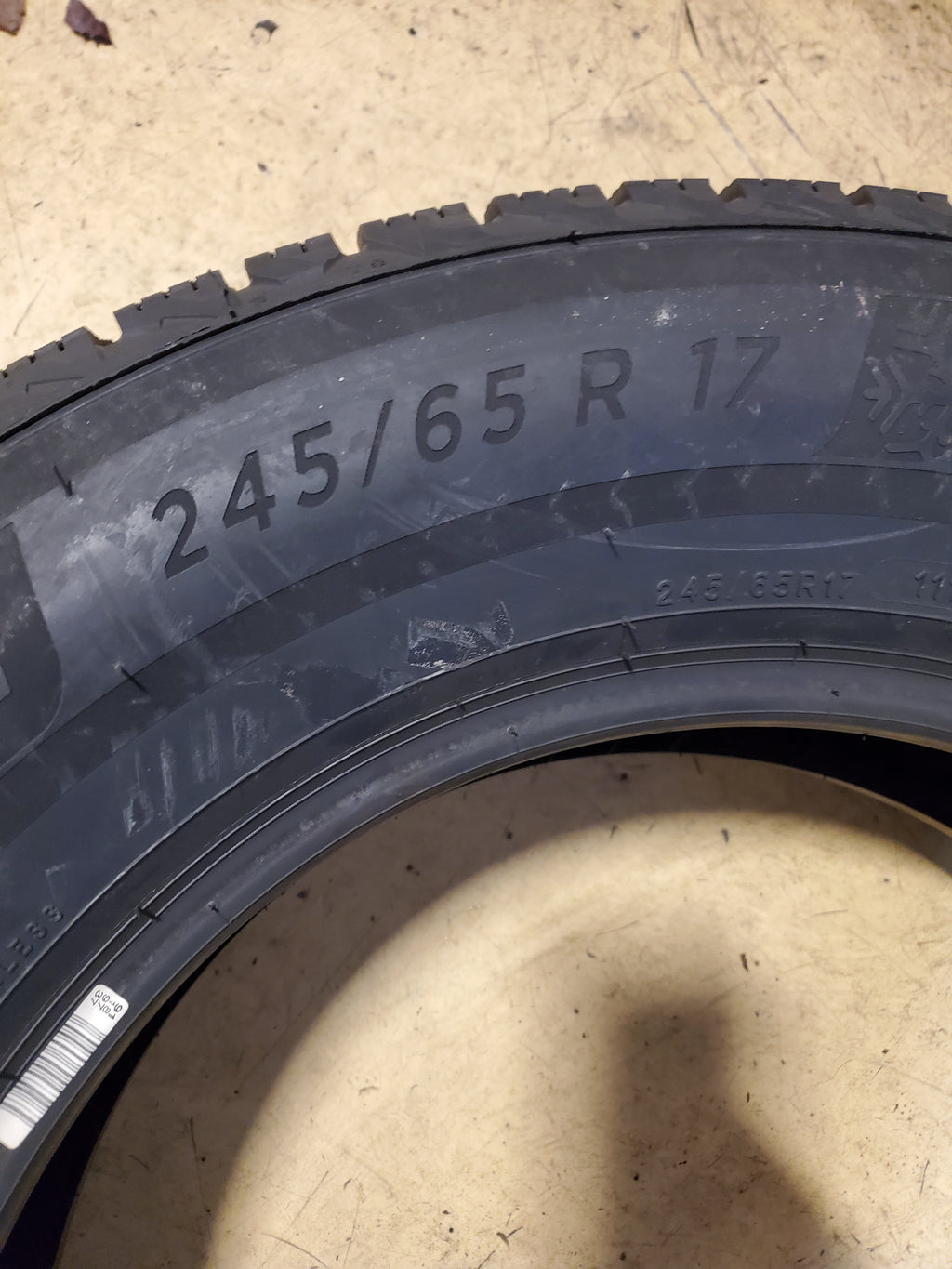 2 MICHELIN X-ICE SNOW SUV BSW P 245 65 17 111T XL WINTER TIRE 14276
