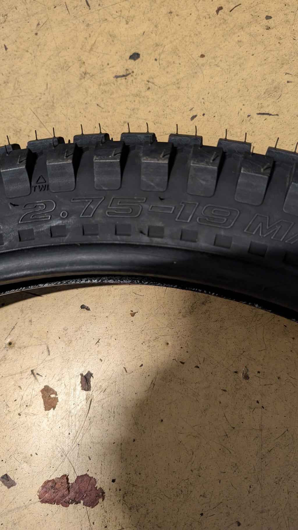 SHINKO SR241 BSW 2.75 19 43P DUAL MOTORCYCLE TIRE 874446