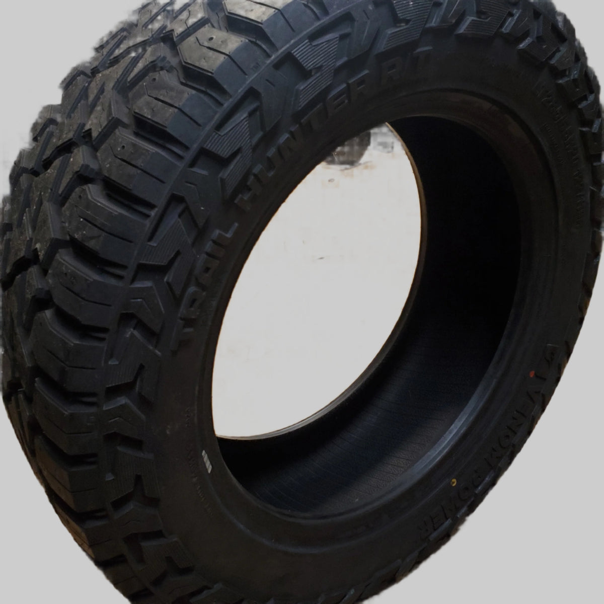 VENOM POWER TRAIL HUNTER RT LT 285 55 20 122/119R LRE 10PLY RUGGED TERRAIN TIRE CVPTHRT06