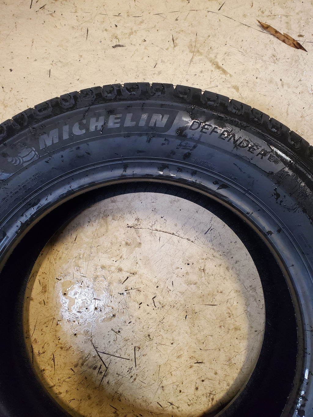 4 MICHELIN DEFENDER 2 BSW P 235 60 17 102H ALL SEASON TIRE 21087