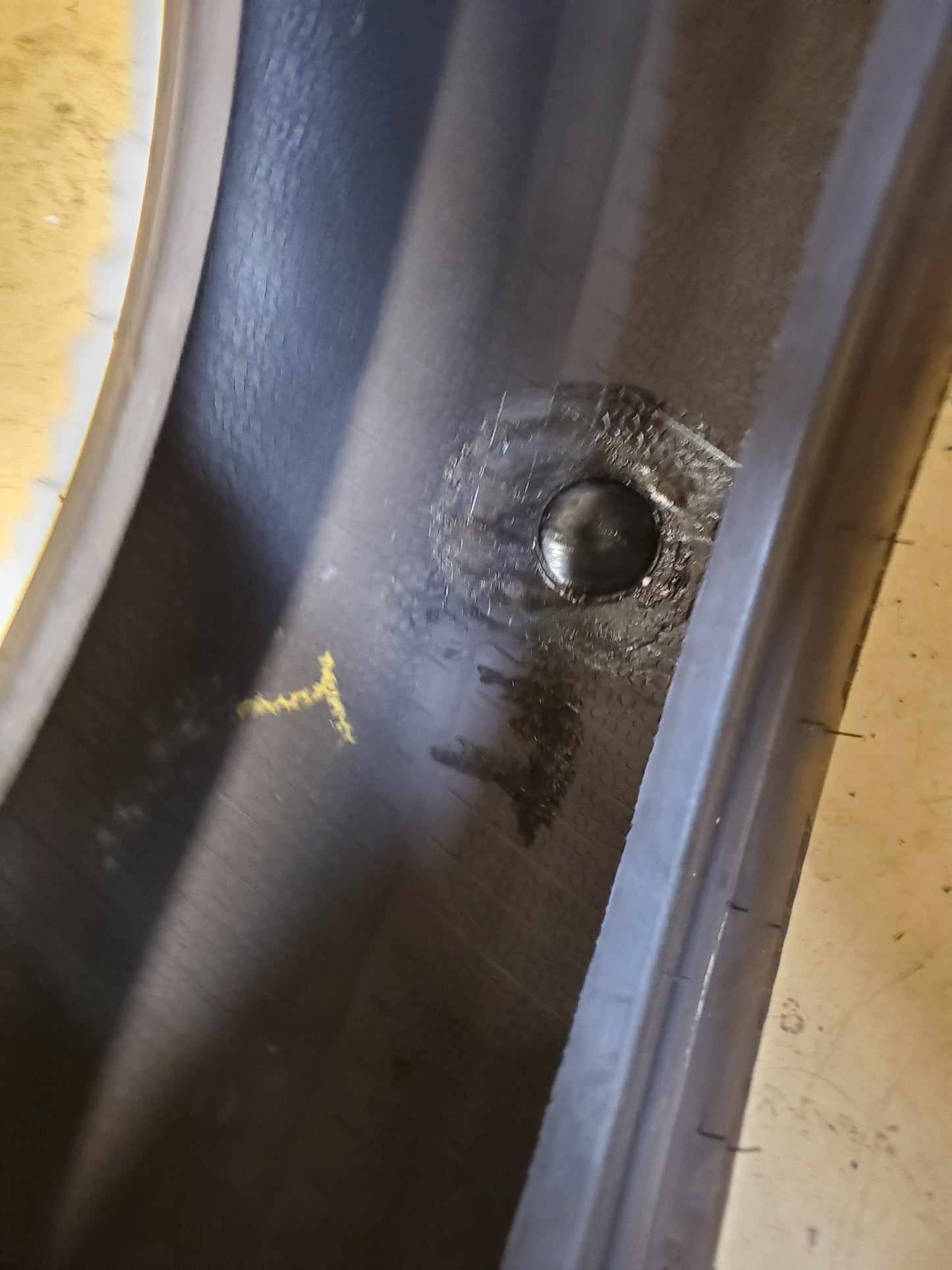 USED 8/32" KUMHO CRUGEN HP71 BSW P 255 50 20 105T ALL SEASON TIRE 2301092