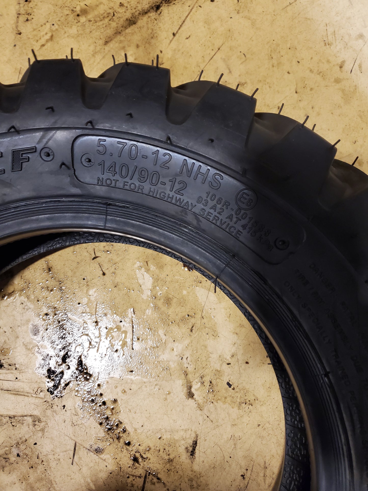 CARLSTAR TRAC CHIEF 93A2 BSW 5.7 12 4PLY INDUSTRIAL TIRE 51S3C2