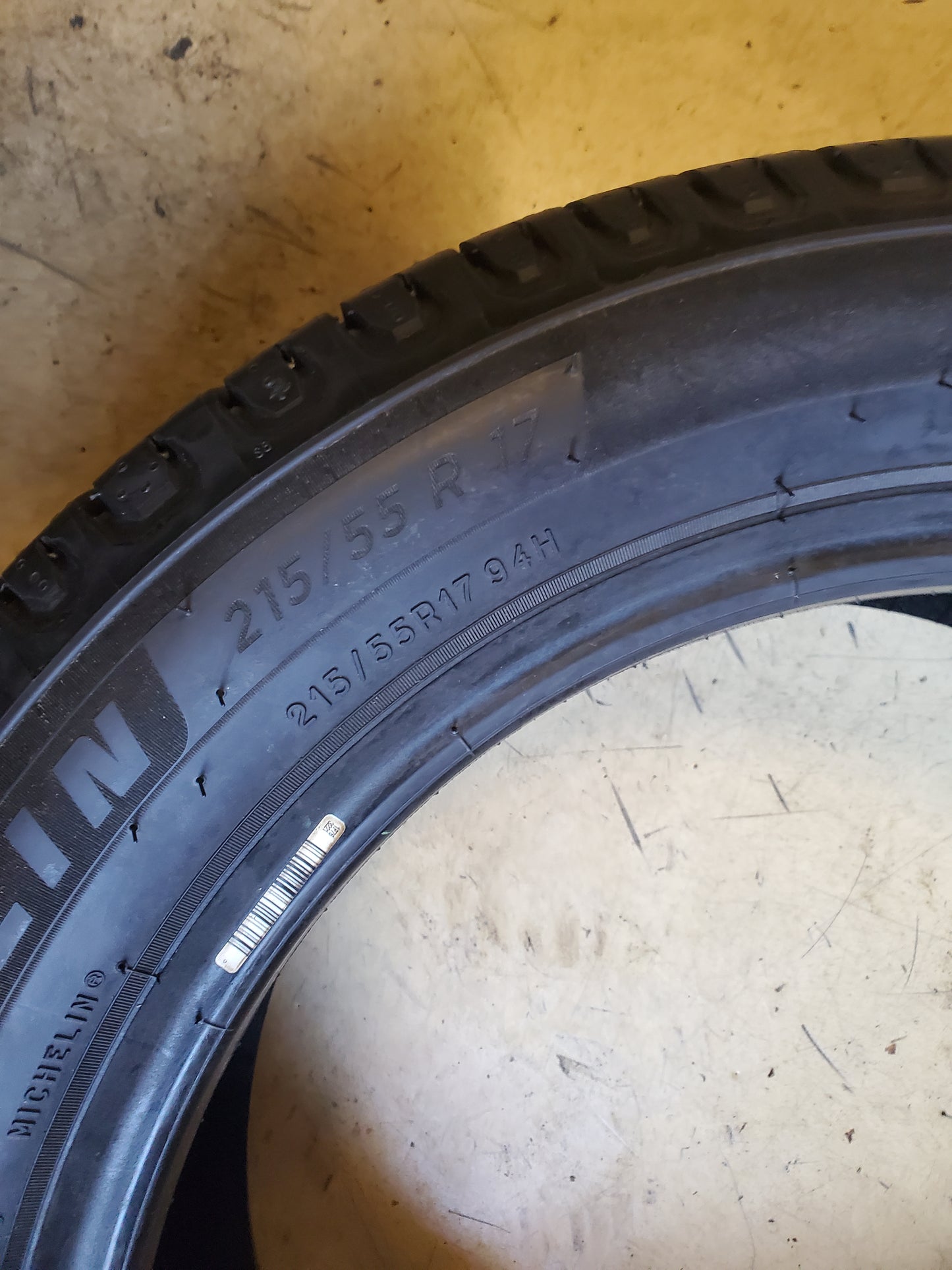 2 MICHELIN DEFENDER2 BSW P 215 55 17 94H ALL SEASON TIRE 17537