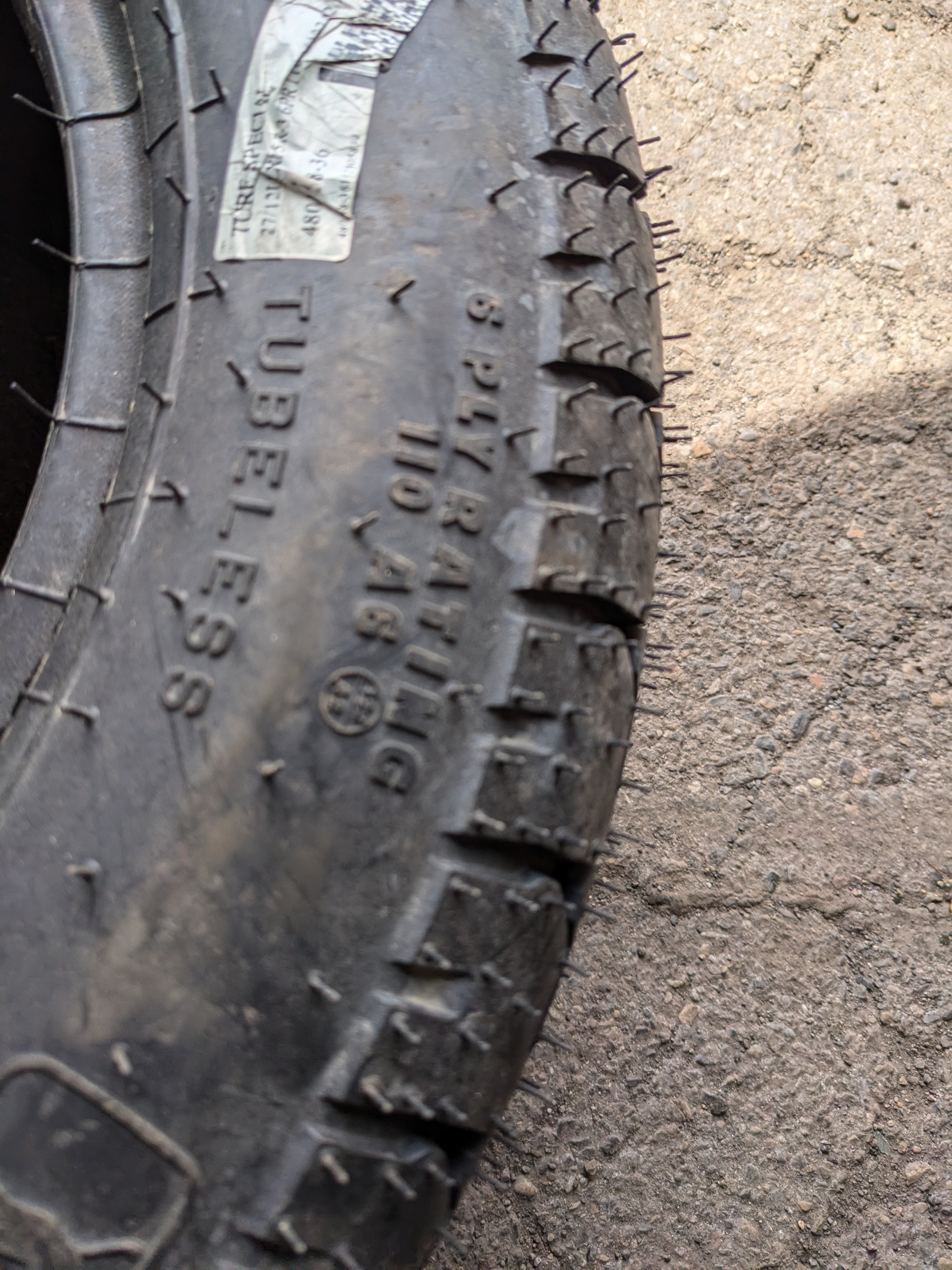 GALAXY TURF SPECIAL BSW 27 12 15 6PLY TURF TIRE 480158