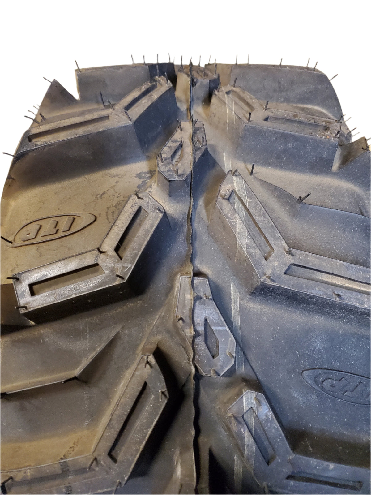 USED ITP MUD LITE XTR BSW  26 11 12 80F 6PLY ATV/UTV TIRE 560388