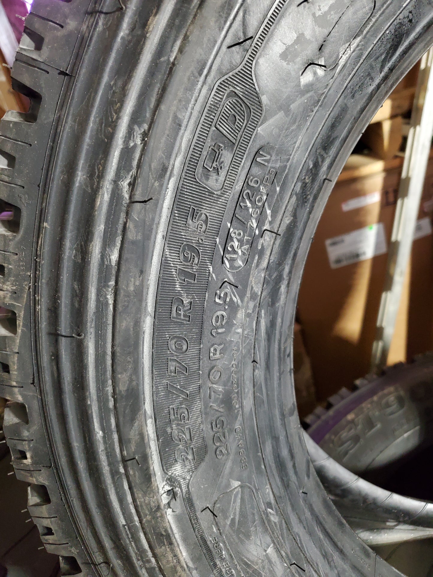 MICHELIN AGILIS HD GRIP BSW LT 225 70 19.5 128/126N 14PLY ALL POSITION TIRE 79805