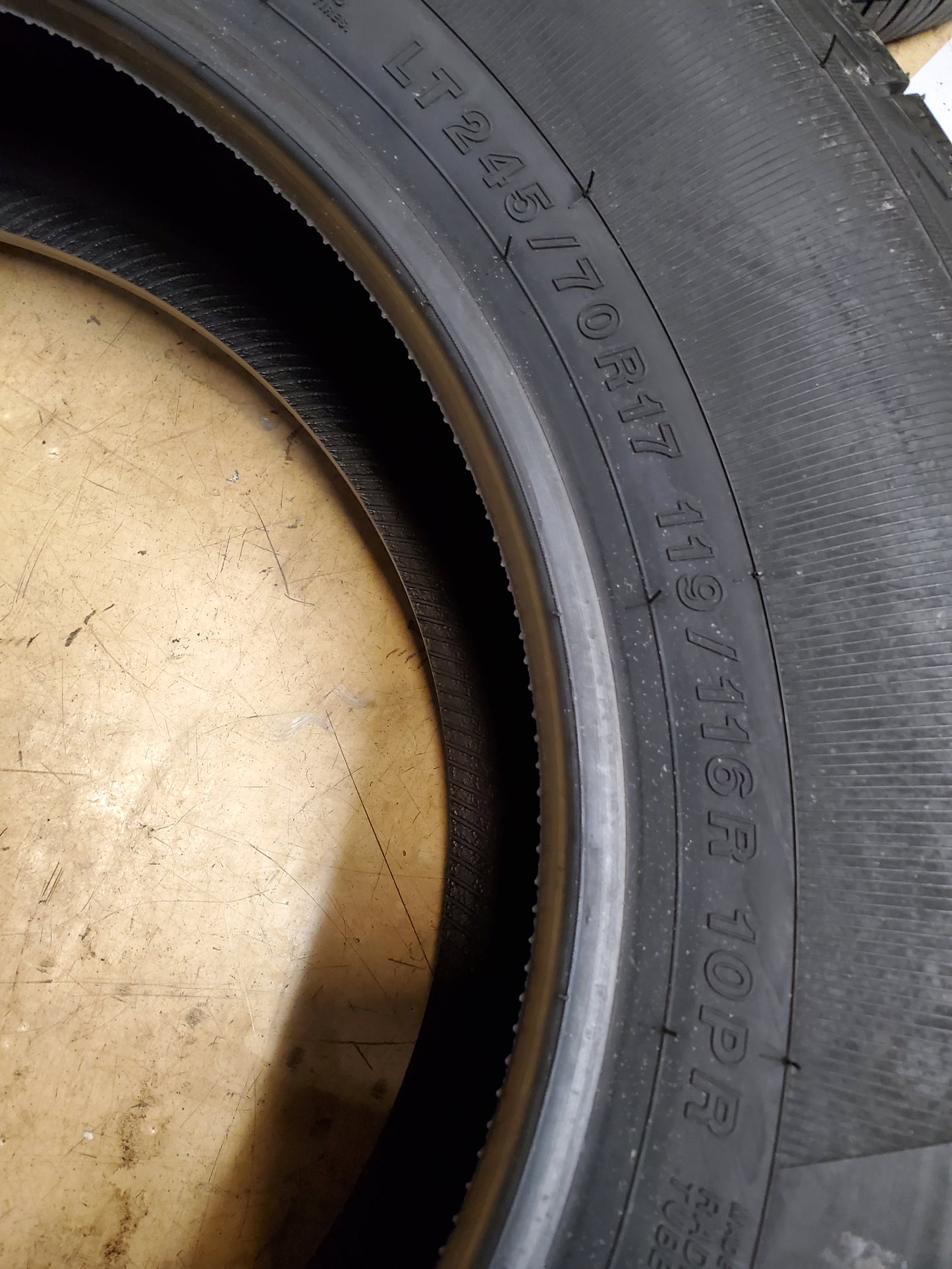 YOKOHAMA GEOLANDER H/T G056 OWL LT 245 70 17 119/116R 10PLY TIRE 110105664