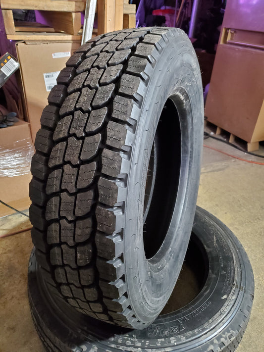 ROADMASTER RM257 BSW LT 225 70 19.5 128/126N 14PLY DRIVE TIRE 173026009