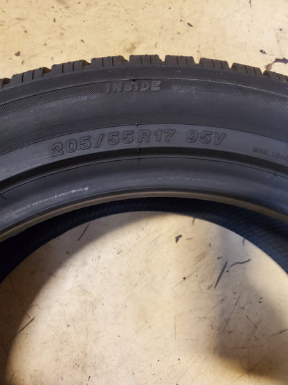 YOKOHAMA YK-GTX ALL SEASON BSW P 205 55 17 95V ALL SEASON TIRE 110174112