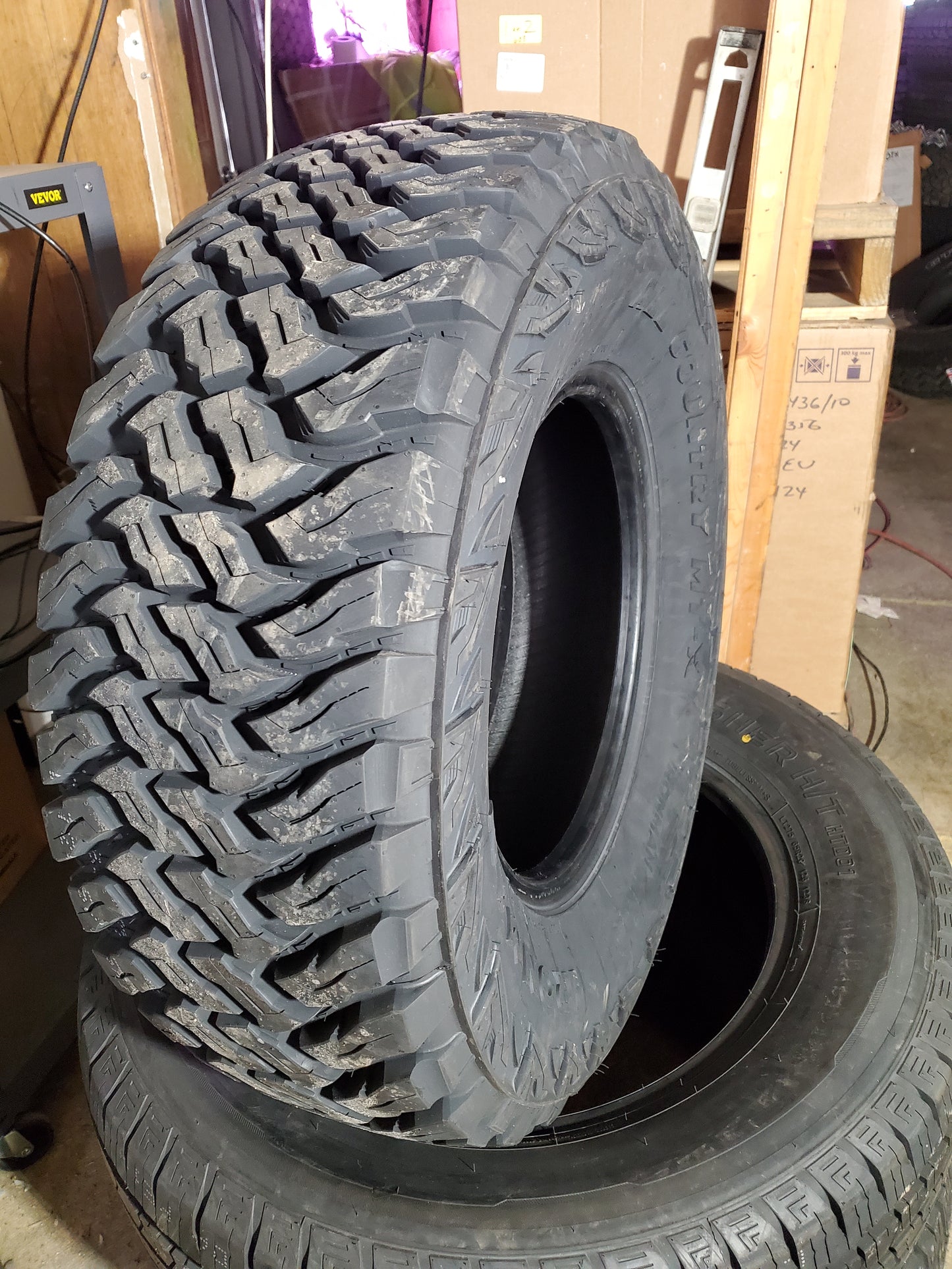 2 IRONMAN ALL COUNTRY M/T X RWL LT 265 75 16 123/120Q 10PLY MUD TERRAIN TIRE 98774