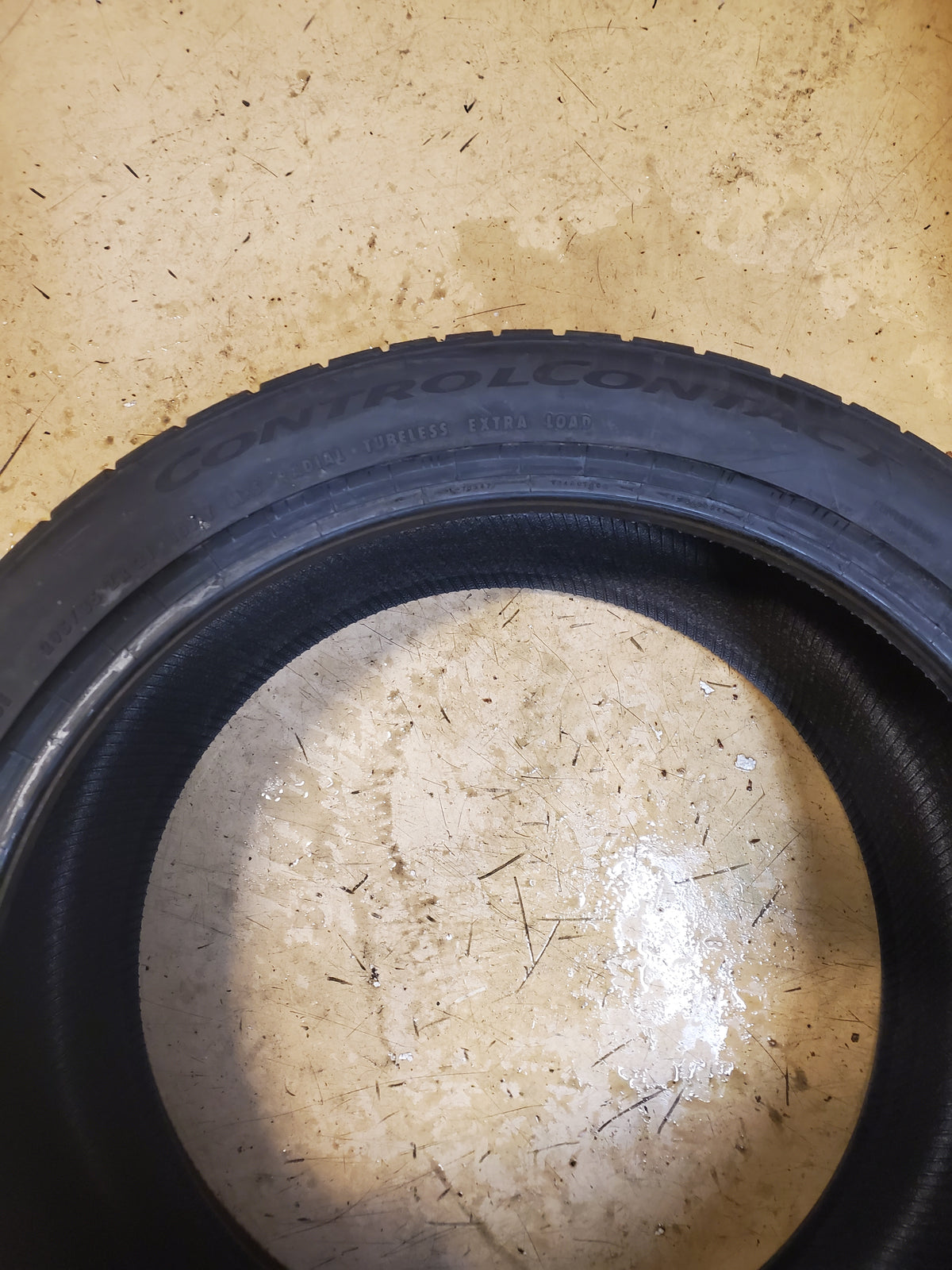 CONTINENTAL CONTROLCONTACT SPORT SRS+ P 295 35 21 107Y UHP TIRE 15571300000