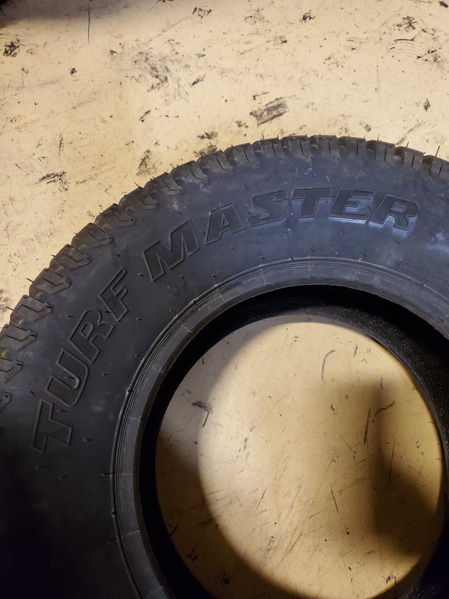 CARLISLE TURF MASTER BSW 24 9.5 12 4PLY LAWN TIRE 511434