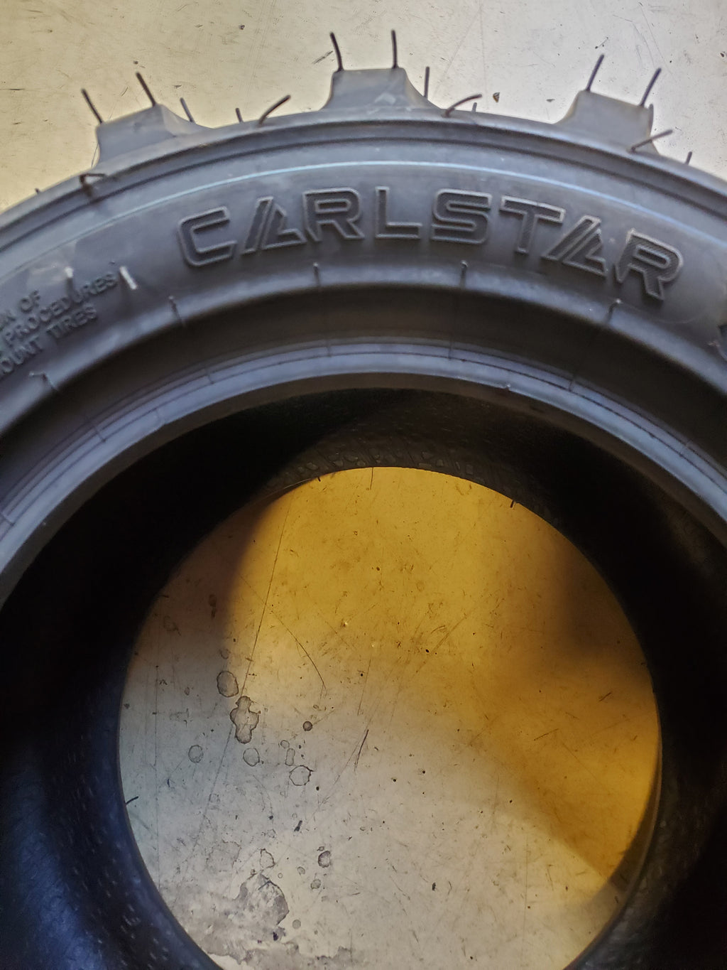 CARLSTAR TRAC CHIEF BSW 18 8.5 10 4PLY INDUSTRIAL TIRE 51S311