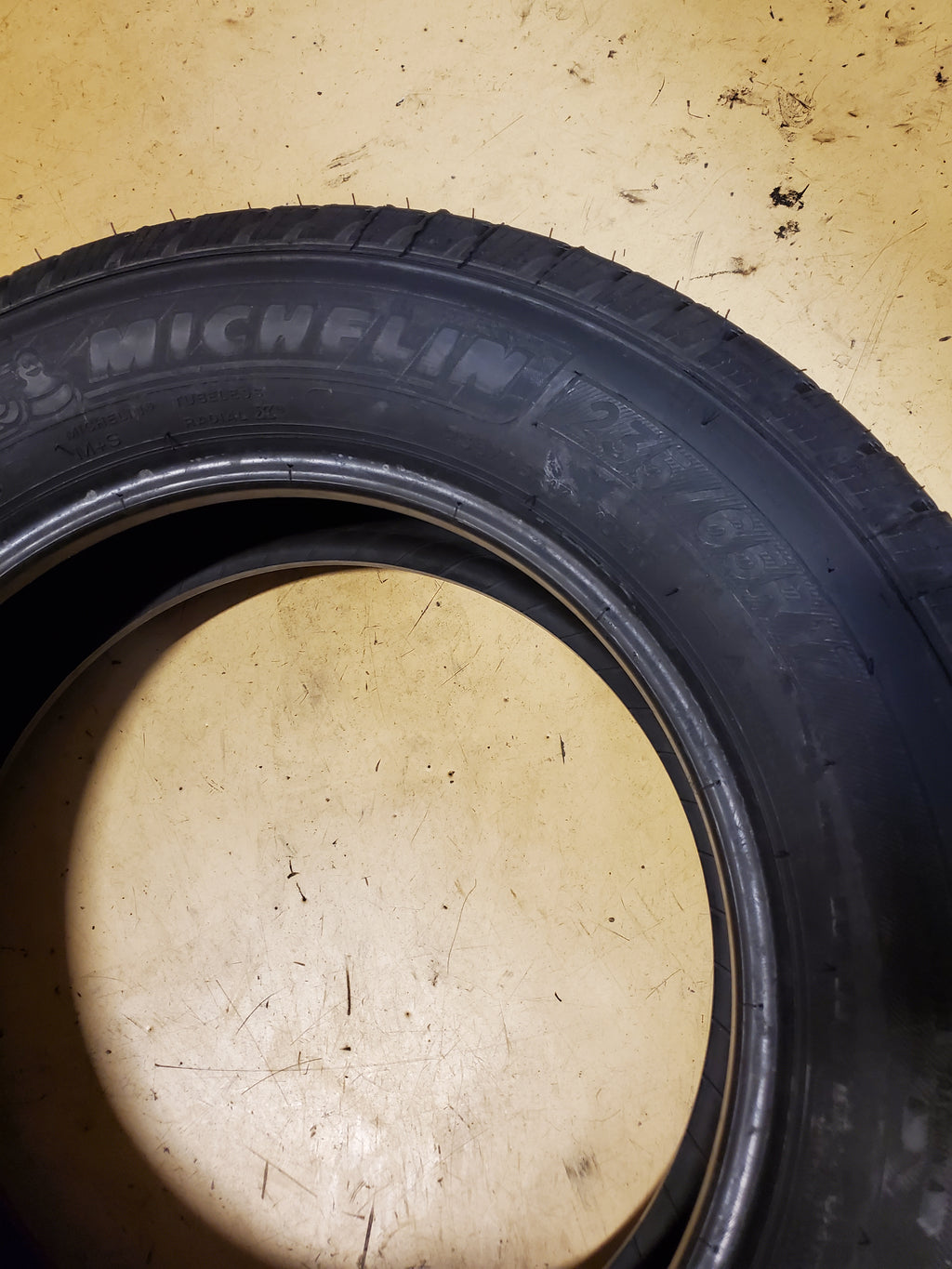 MICHELIN DEFENDER LTX BSW P 235 65 17 104T ALL SEASON TIRE 97630