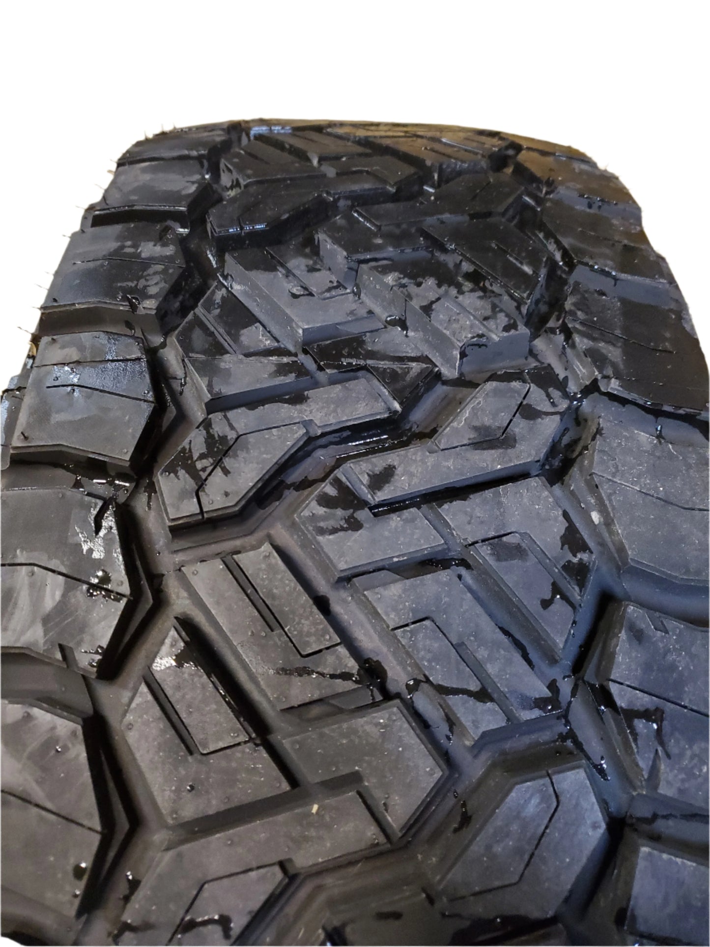 NITTO RECON GRAPPLER A/T BSW LT 305 70 17 125/122R 10PLY ALL TERRAIN TIRE 218700