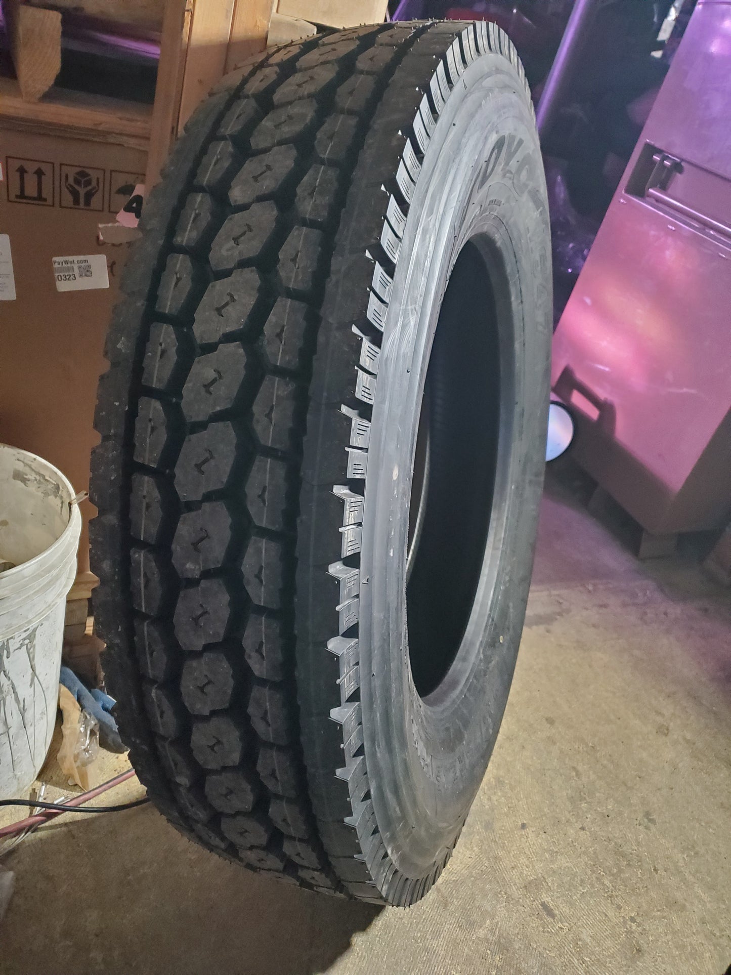 TOYO M647 BSW LT 285 75 24.5 144/141L 14PLY DRIVE TIRE 558160