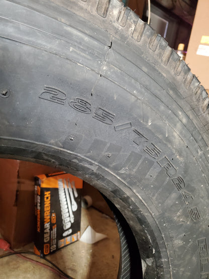 DOUBLE COIN RLB400 BSW LT 285 75 24.5 144/141J 14PLY COMMERCIAL TIRE 1133481255