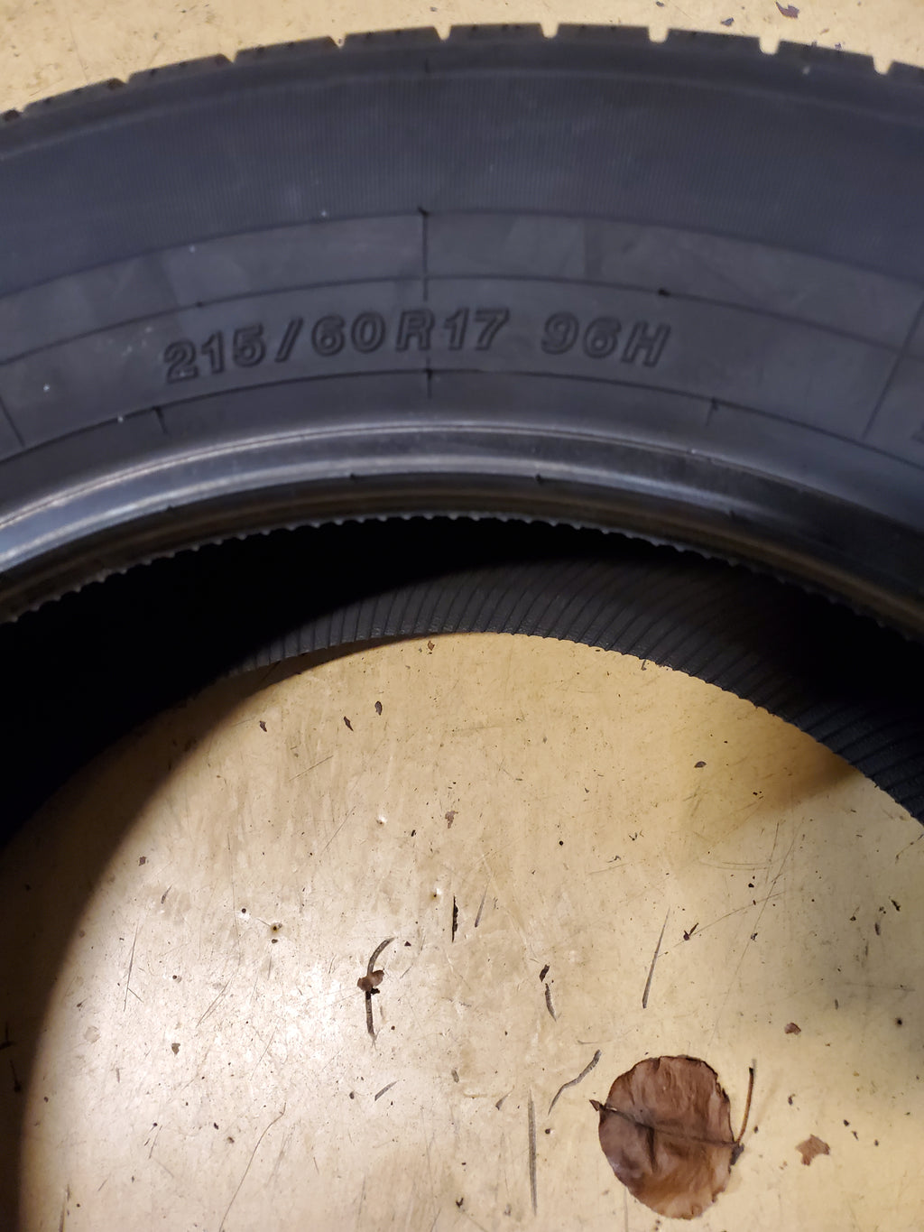 YOKOHAMA AVID ASCEND LX BSW P 215 60 17 96H ALL SEASON TIRE 110132824