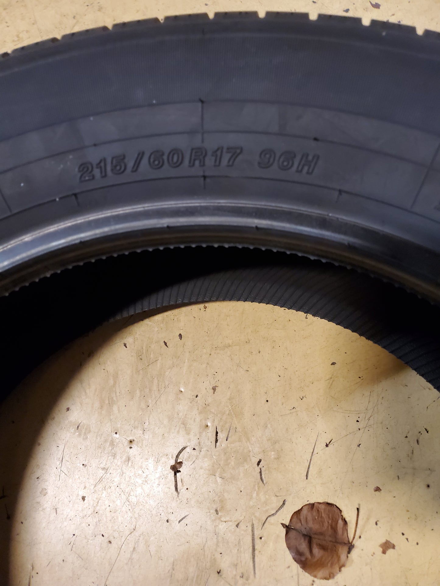 YOKOHAMA AVID ASCEND LX BSW P 215 60 17 96H ALL SEASON TIRE 110132824