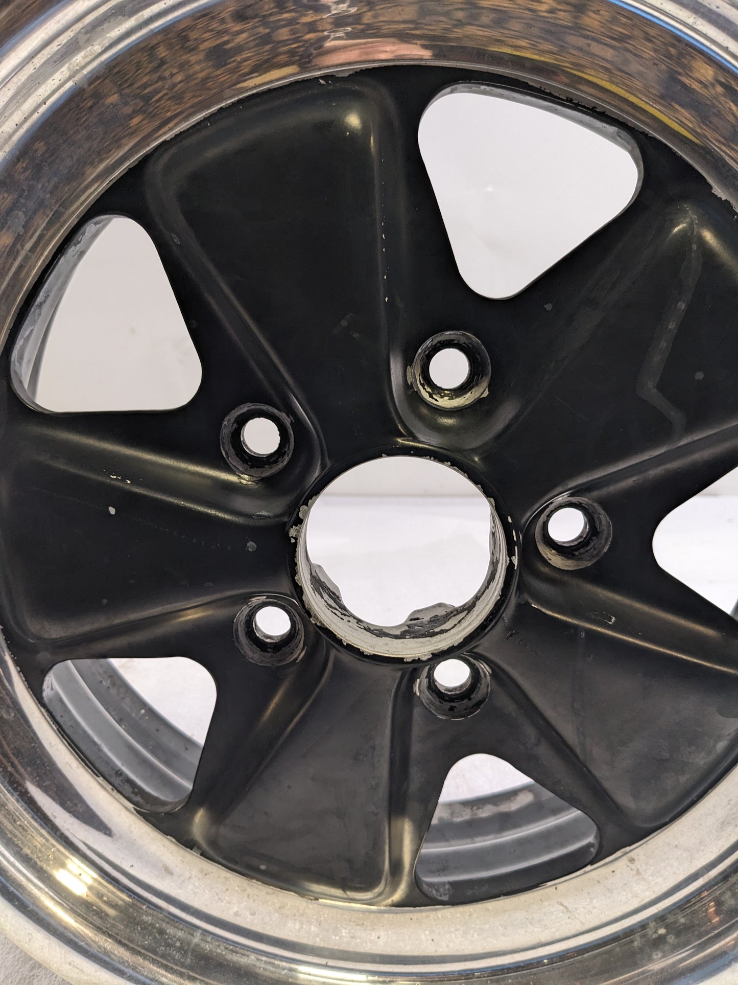 FUCHSFELGE 16X6 16X7 SET OF FOUR WHEELS FOR PORSCHE 991 BLACK SATIN CENTER W/ SILVER ANODIZED LIP USED B2