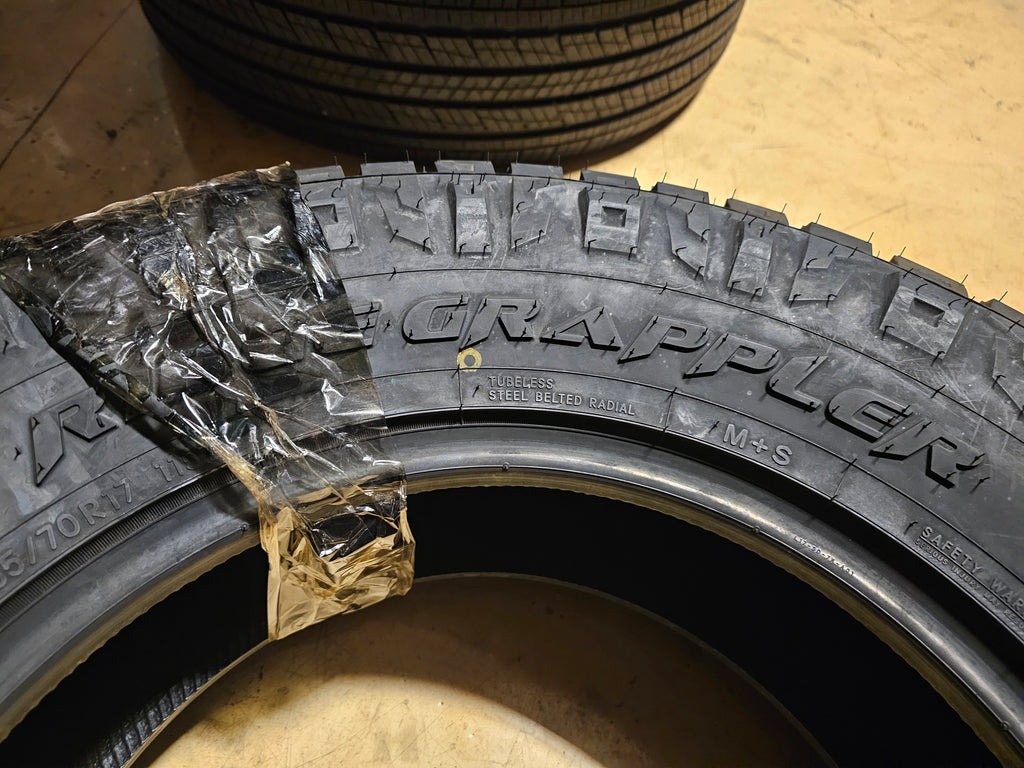 2 NITTO RIDGE GRAPPLER P 265 70 17 115T  SL ALL SEASON TIRES 217940