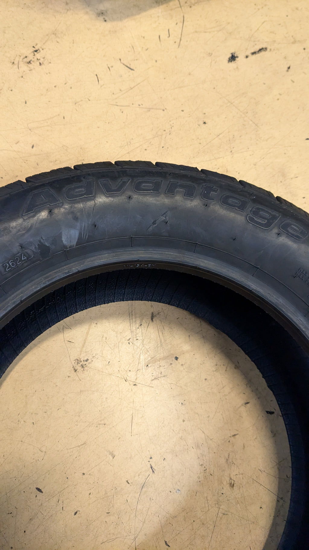 BFGOODRICH ADVANTAGE CONTROL ALL SEASON BSW P 205 60 15 91H SL TIRE 97977