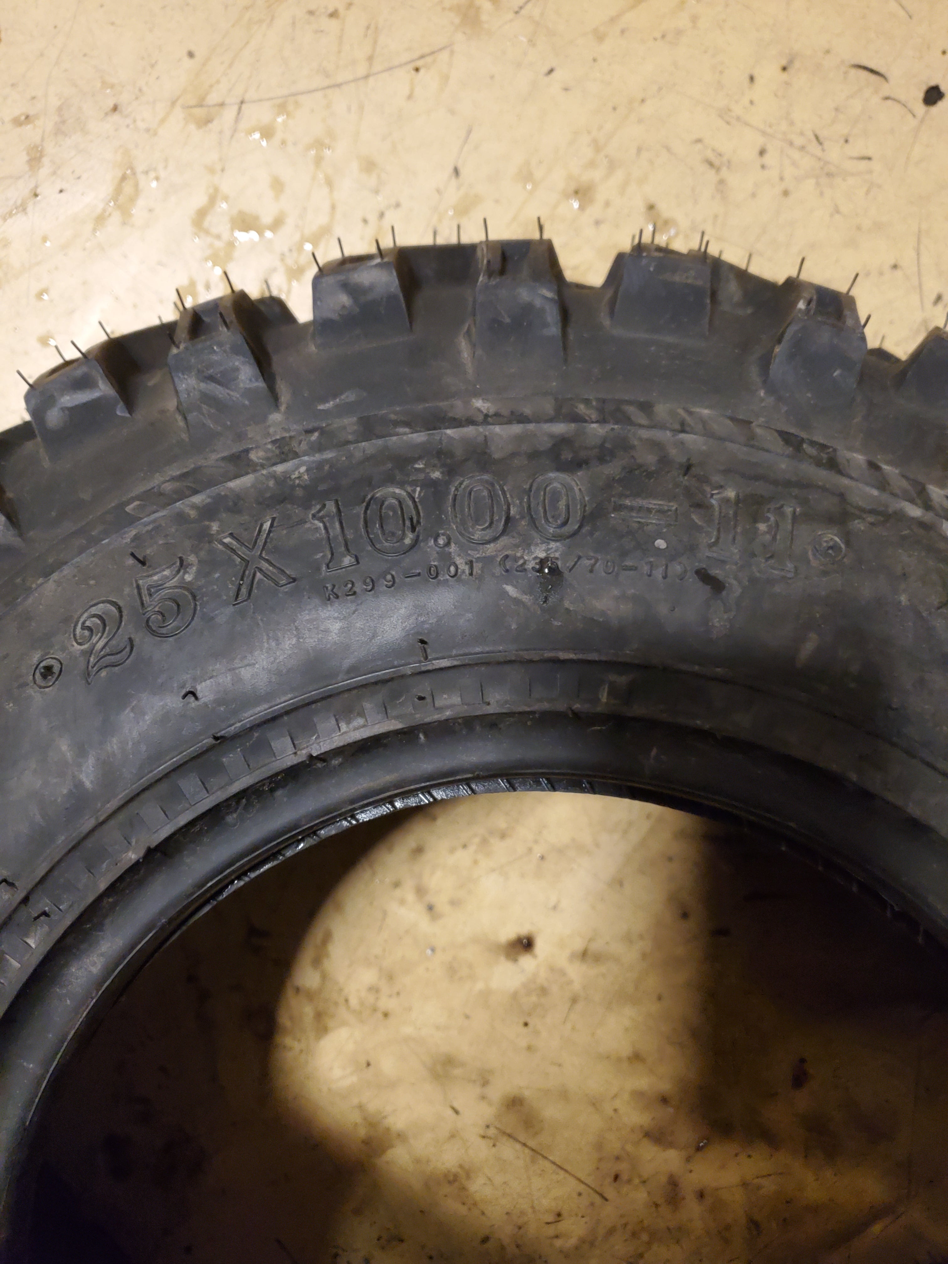 KENDA BEAR CLAW BSW  25 10 11 6PLY ATV/UTV TIRE 82991195C1