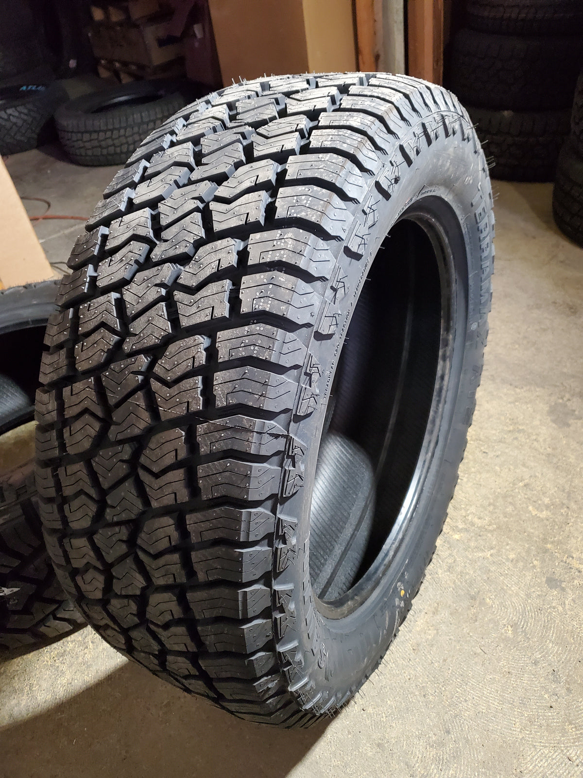 SAILUN TERRAMAX A/T 2 BSW P 275 55 20 117T XL ALL TERRAIN TIRE 1600611