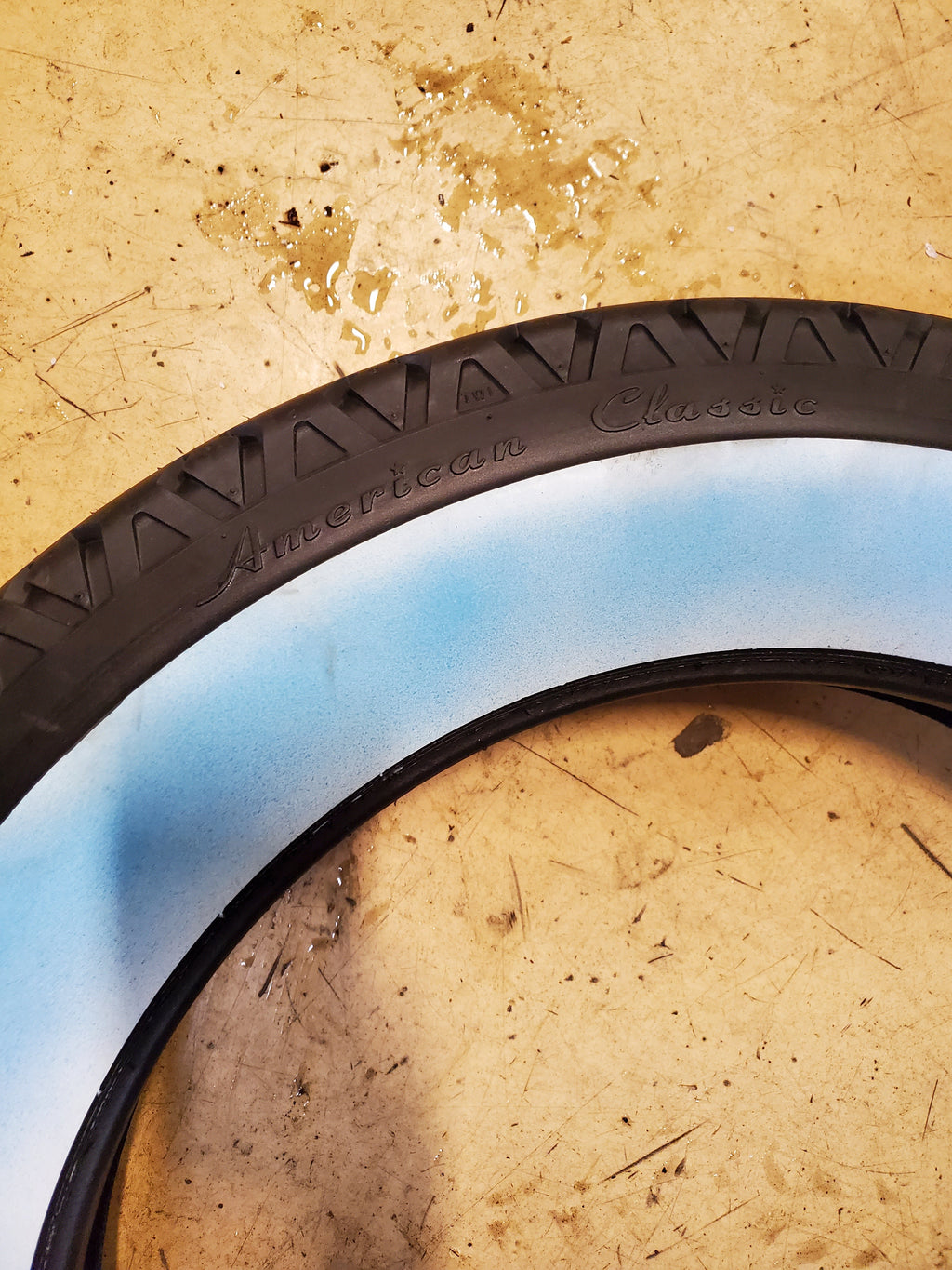 AMERICAN CLASSIC RADIAL WWW 4.75 5 19 COKER TIRE TIRE 700325