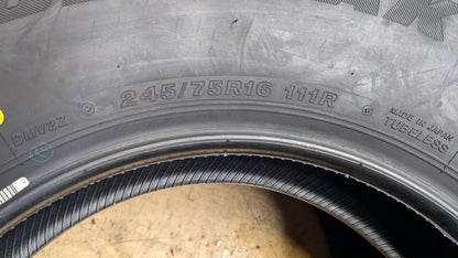 2 BRIDGESTONE BLIZZAK DM V2 BSW P 245 75 16 111R WINTER TIRE 016525
