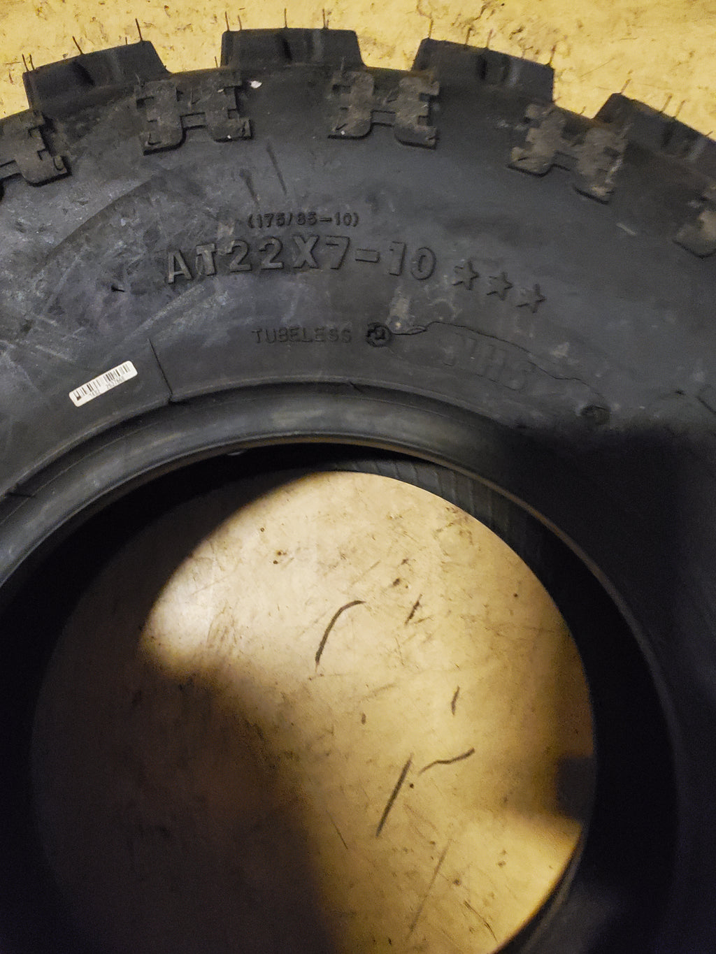 MAXXIS RAZR2 BSW AT 22 7 10 6PLY ATV/UTV TIRE TM00470100
