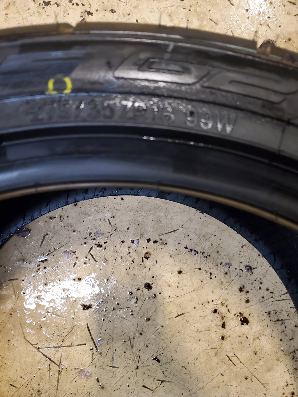2 NITTO NT555 G2 BSW P 275 35 18 99W XL UHP TIRE 211160
