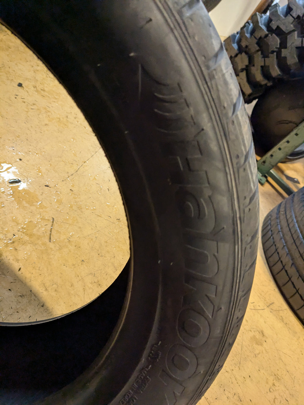 HANKOOK VENTUS V12 EVO2 BSW P 215 50 17 95W UHP TIRE 1015690