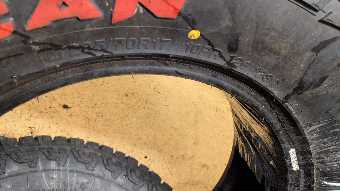 2 AMERICAN ROADSTAR R/T RRL LT 285 70 17 126/123Q 10PLY ALL TERRAIN TIRE ARSRT11