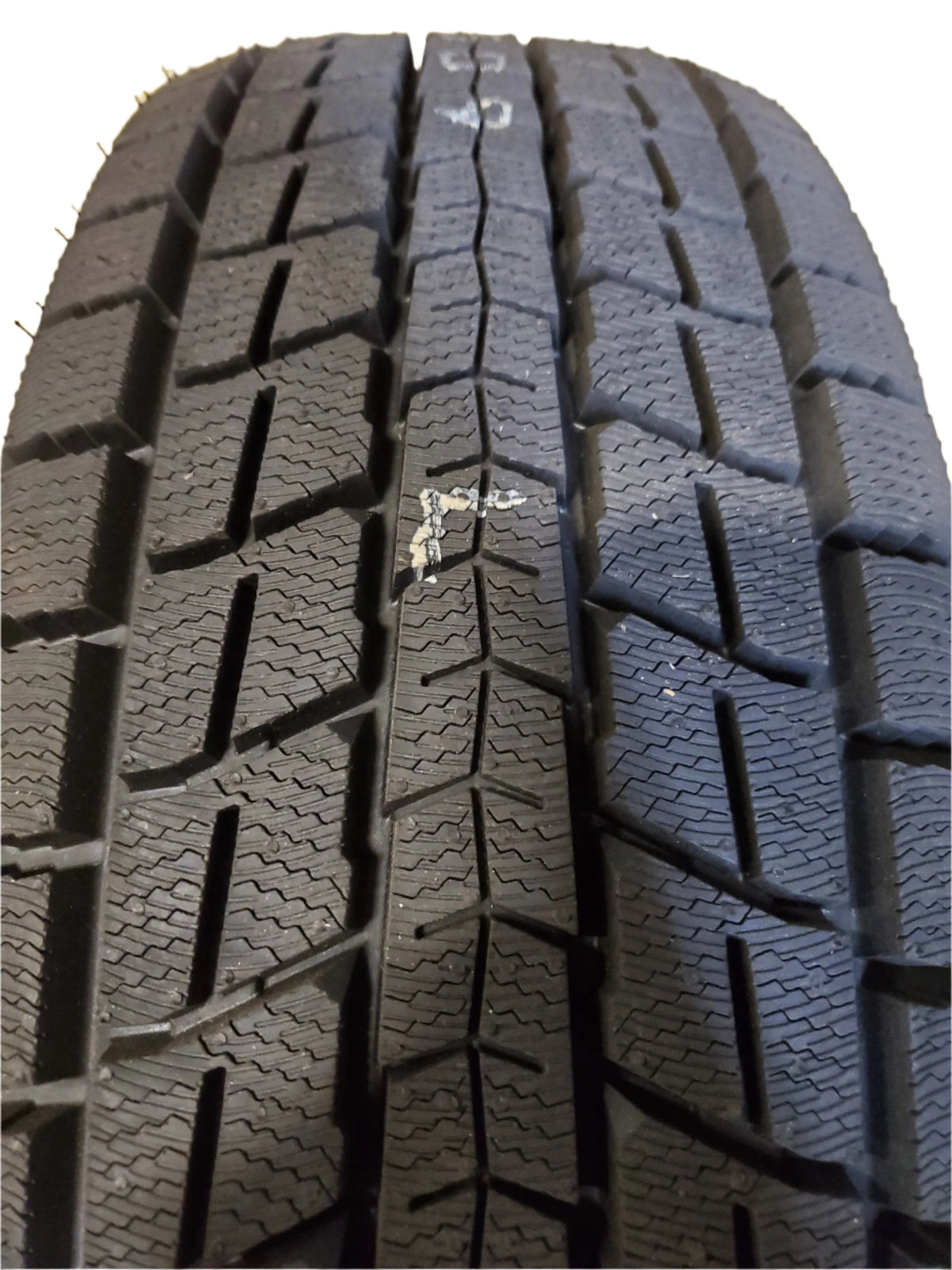DUNLOP WINTER MAXX SJ8 BSW P 215 70 16 100R WINTER TIRE 290124101