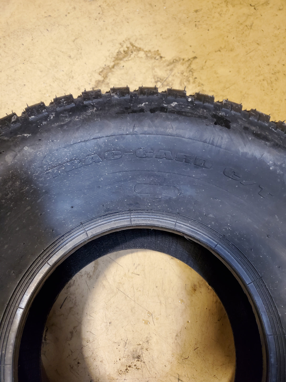 NOS TRAC-GARD C/T BSW 24 12 10 4PLY LAWN MOWER TIRE 27007001